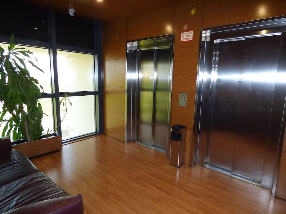 Eco Via Lusitana Hotel Madrid Exterior photo